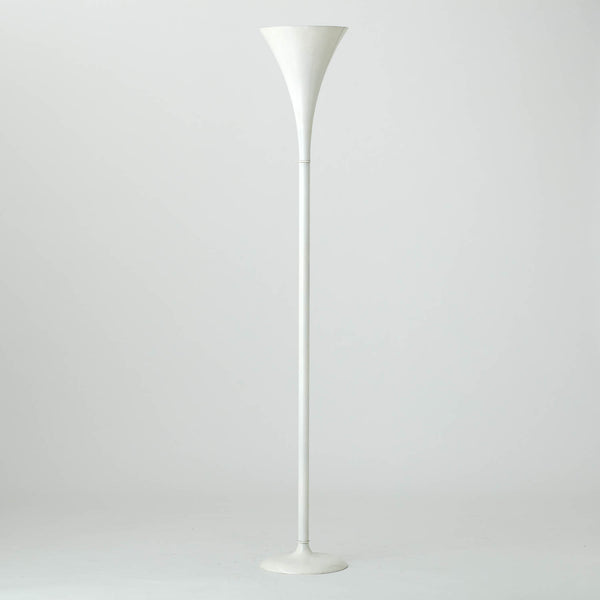 VINTAGE WHITE METAL FLOOR LAMP